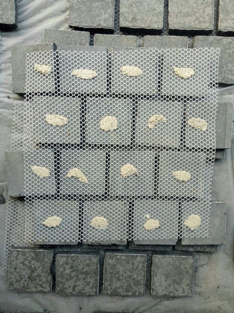 G684 meshed cobble sets.jpg G684 meshed cobble sets.jpg