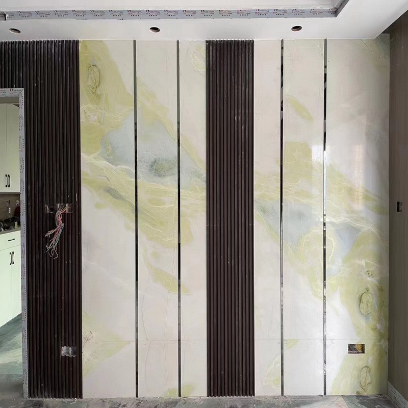 Dreaming green walling