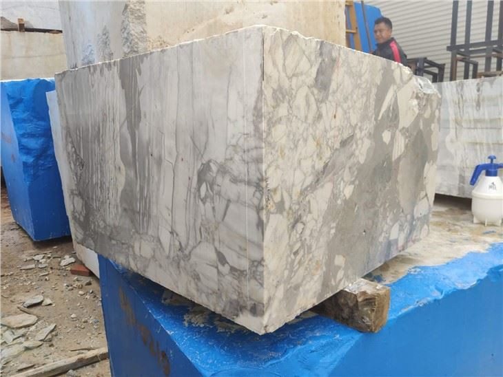 misty land marble