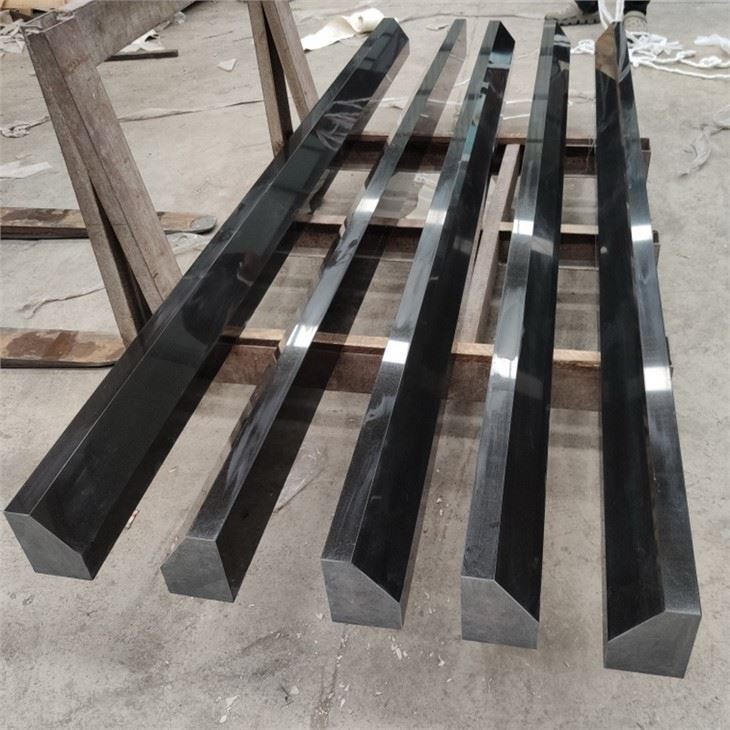 Jet Black Granite Tombstone Kerb