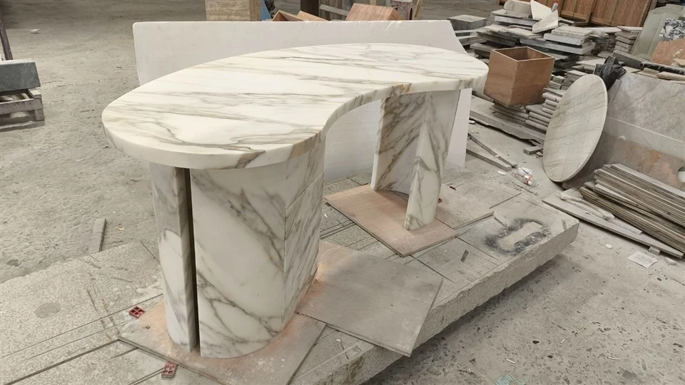 Calacatta Gold Marble Table factory